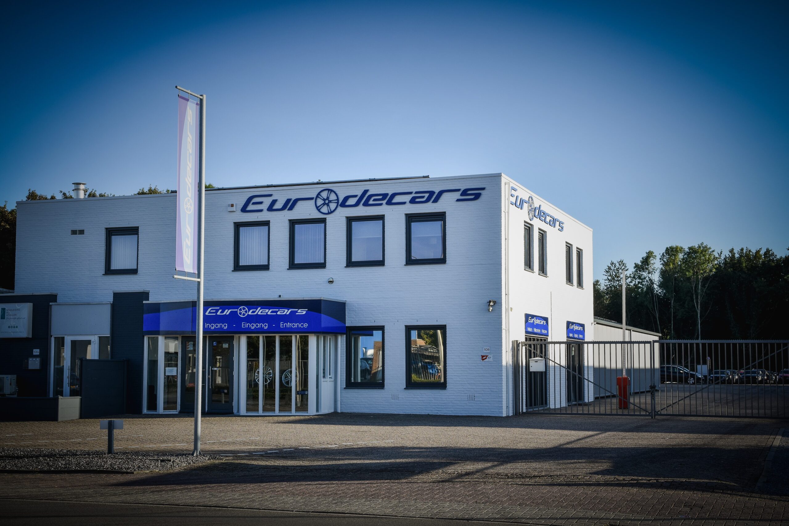 Voorgevel - Eurodecars Automobielhandel BV Kerkrade Limburg